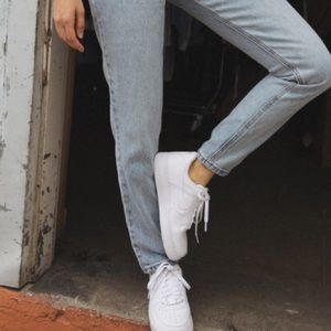 Brandy Melville mom jeans size medium